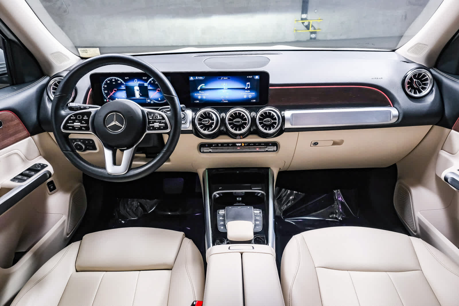 Used 2022 Mercedes-Benz GLB 250 4MATIC image 15
