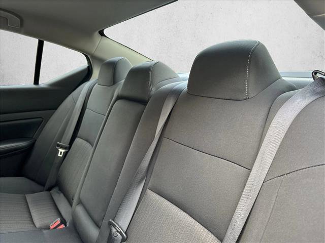 Used 2024 Nissan Altima 2.5 SV image 25