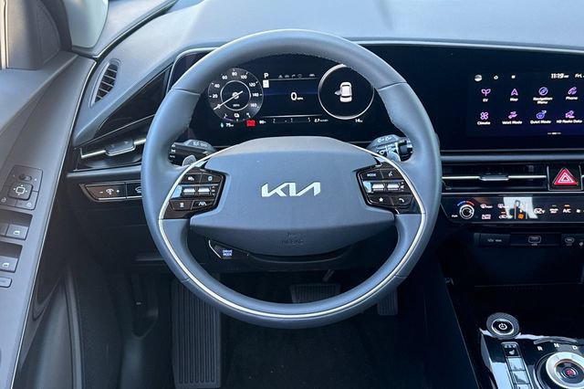 New 2026 Kia Niro Wind FWD image 17