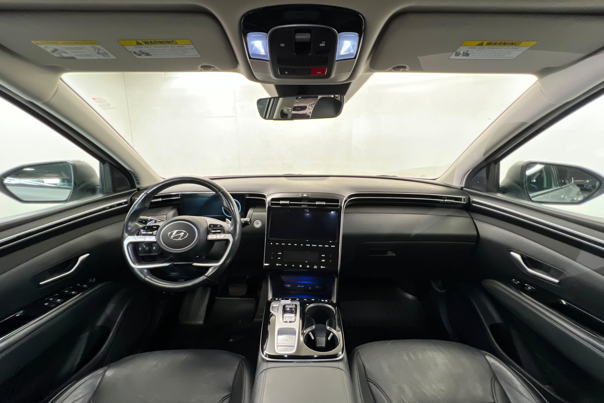 Used 2023 Hyundai Tucson Limited AWD/4WD image 10