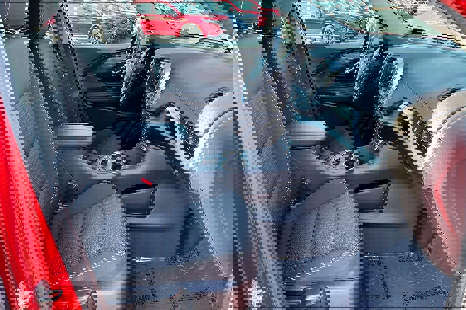 Used 2022 GMC Terrain SLE image 8