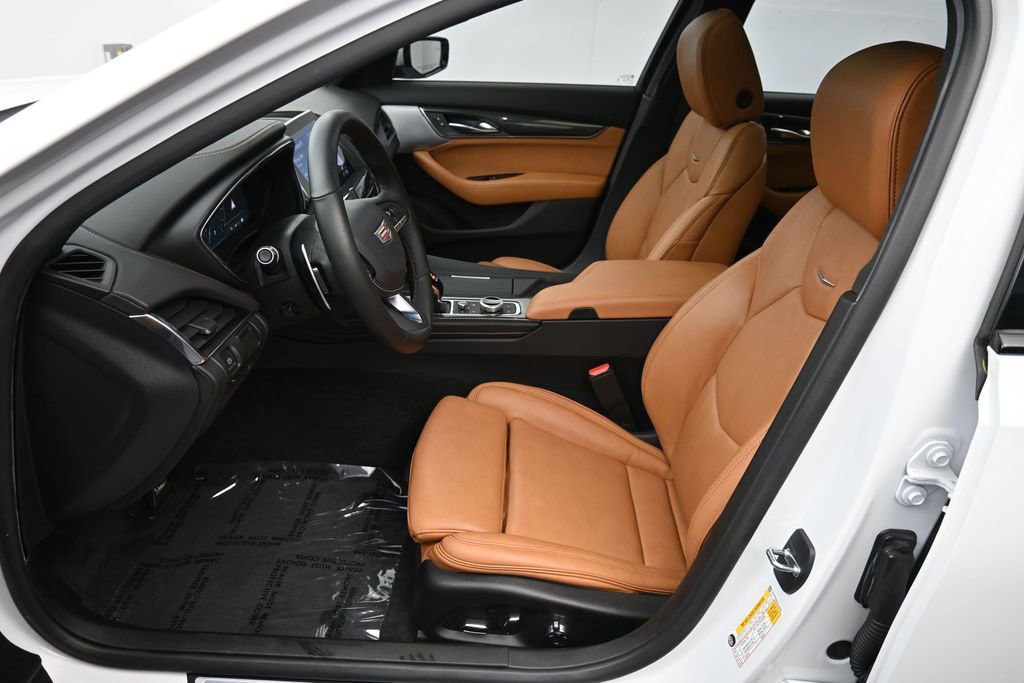Used 2022 Cadillac CT5 V w/ Platinum Package RWD image 10