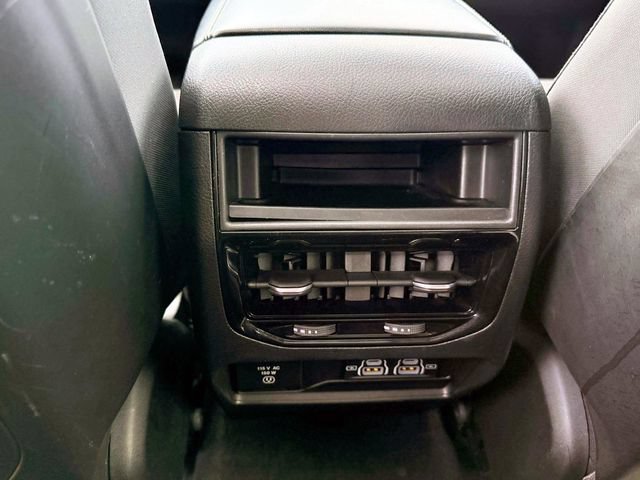 Certified 2023 Jeep Grand Cherokee Laredo w/ Luxury Tech Group I AWD/4WD image 13