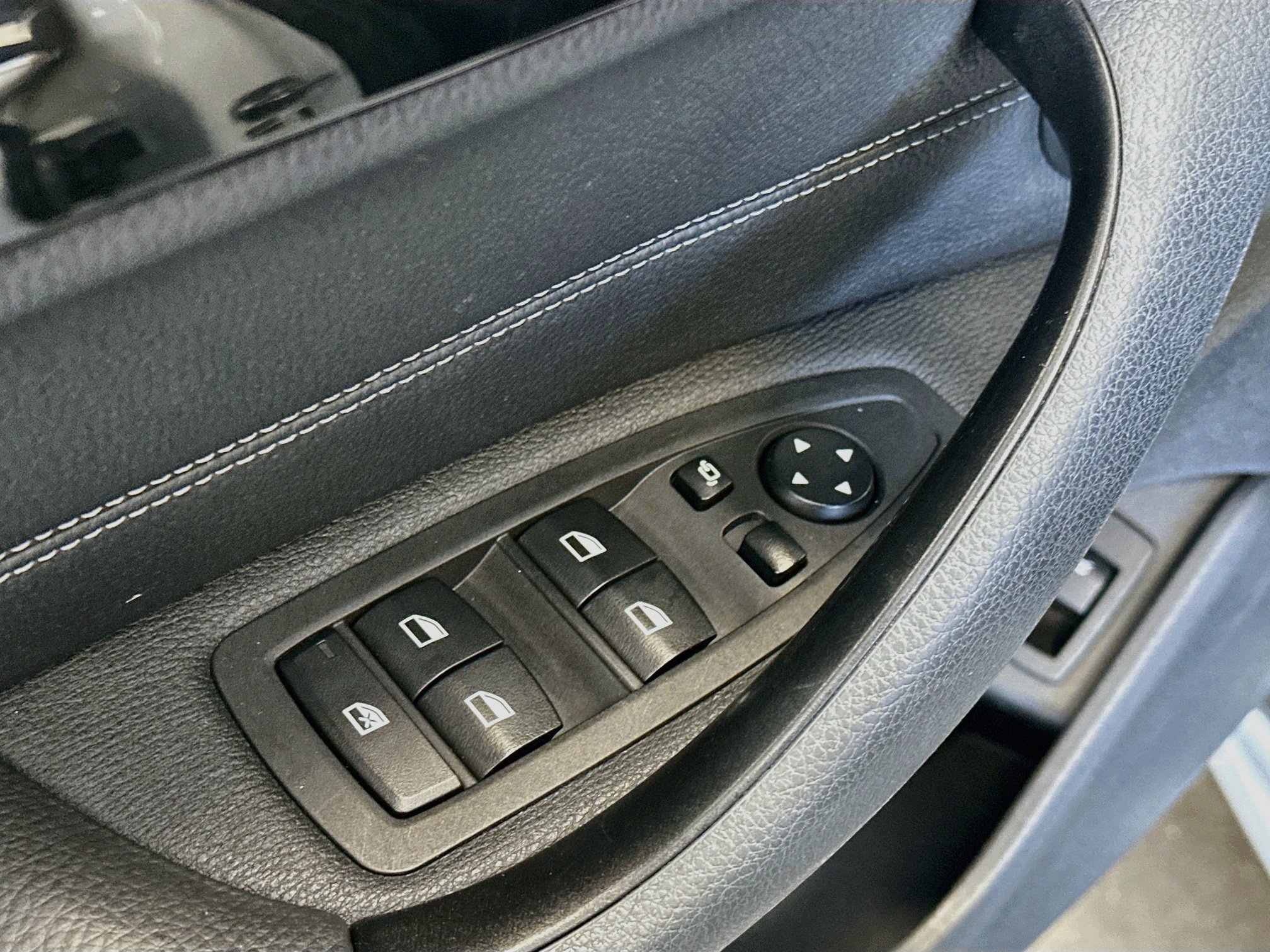 Used 2018 BMW X1 xDrive28i AWD/4WD image 15