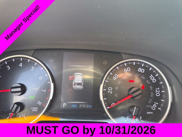 Used 2022 Toyota RAV4 XLE Premium FWD image 10
