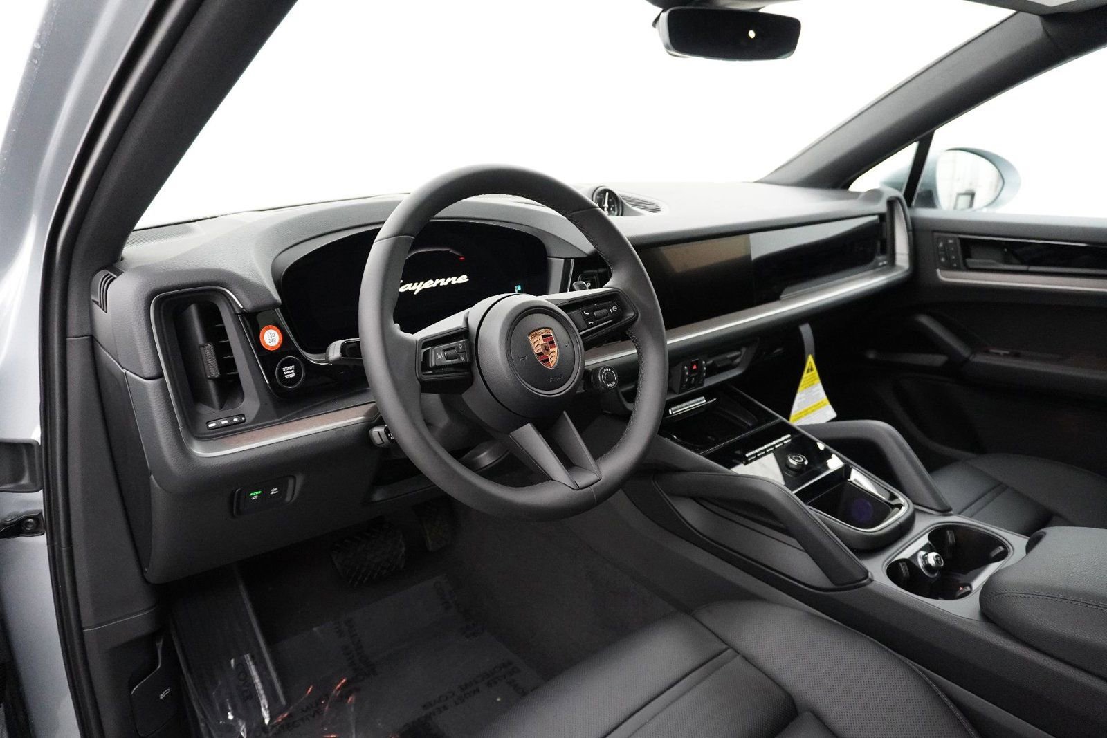 New 2026 Porsche Cayenne Coupe AWD/4WD image 4