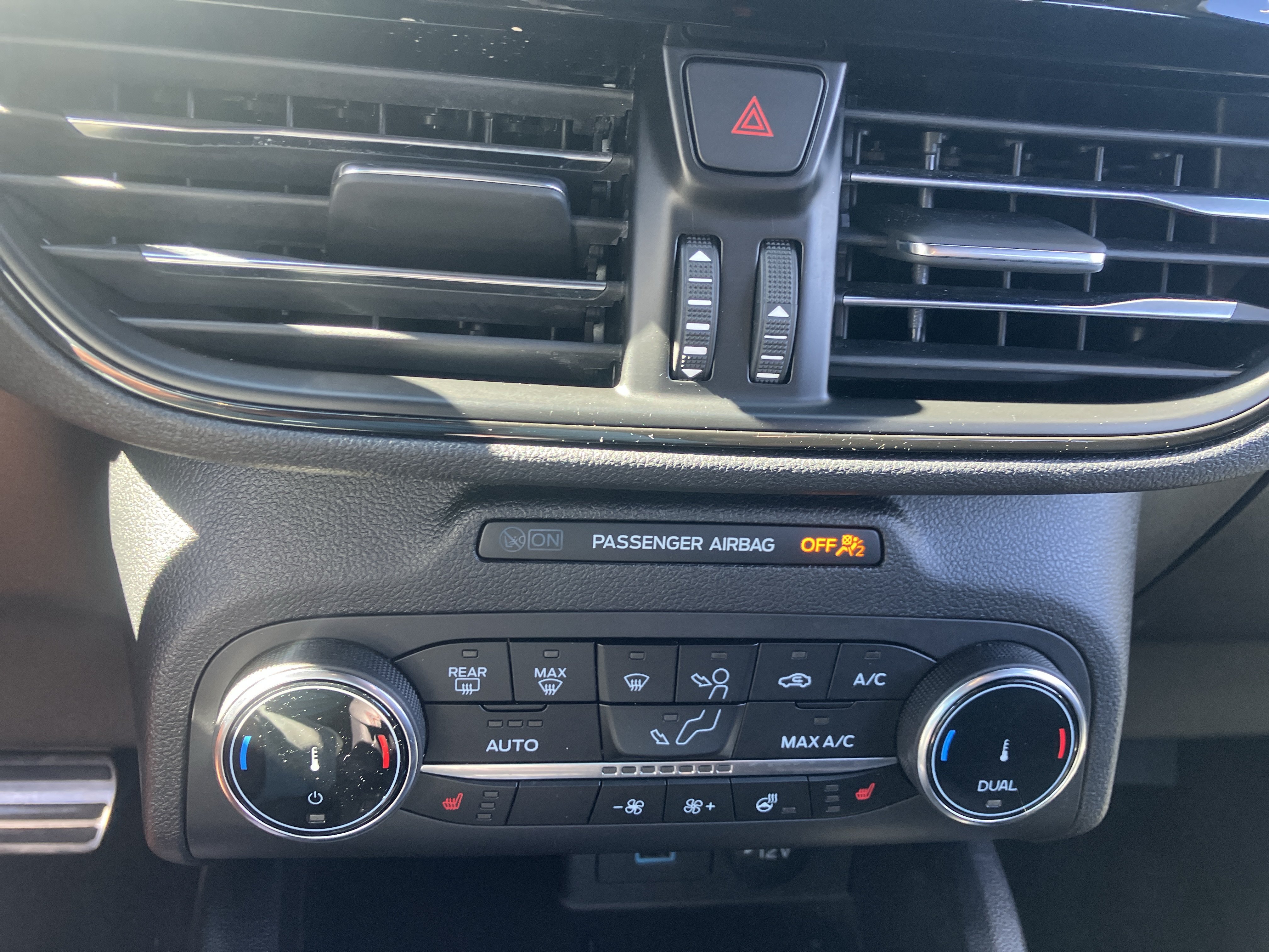 Used 2023 Ford Escape ST-Line AWD/4WD image 29