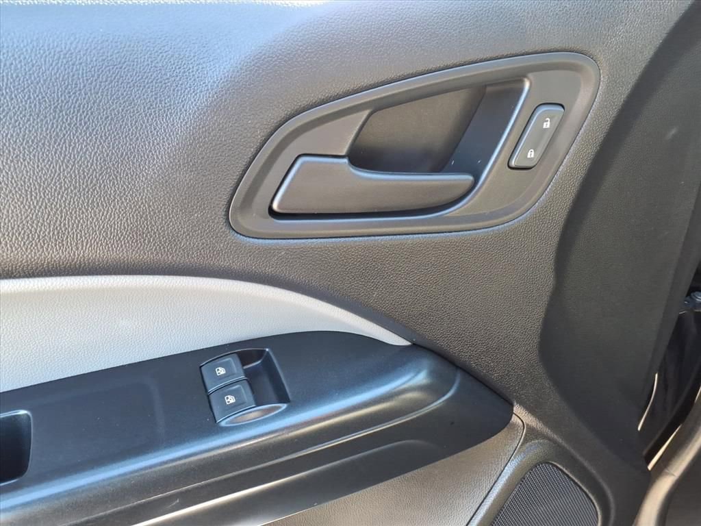 Used 2018 Chevrolet Colorado W/T image 4