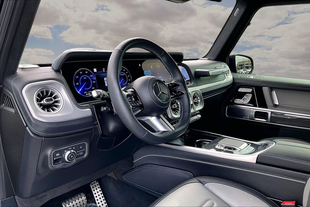 Used 2025 Mercedes-Benz G 580 w/ EQ Technology image 17