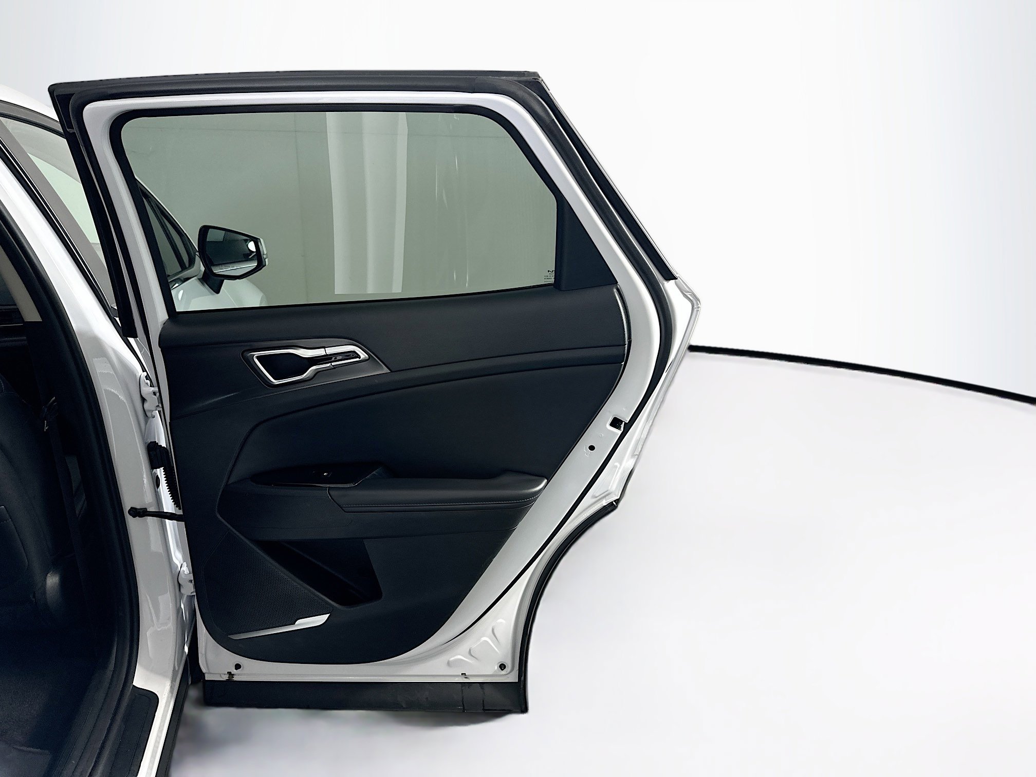 Used 2024 Kia Sportage EX image 31