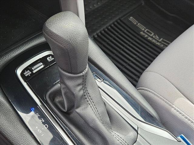 Used 2024 Toyota Corolla Cross AWD Hybrid image 12
