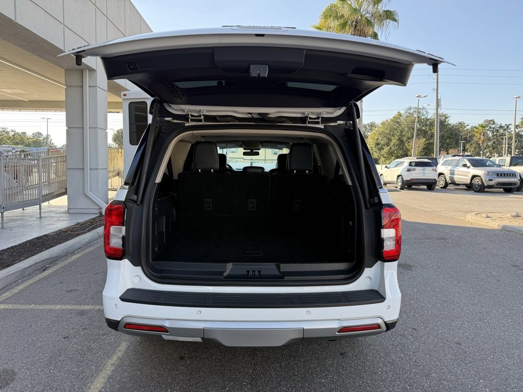 Used 2024 Ford Expedition Max XLT image 36