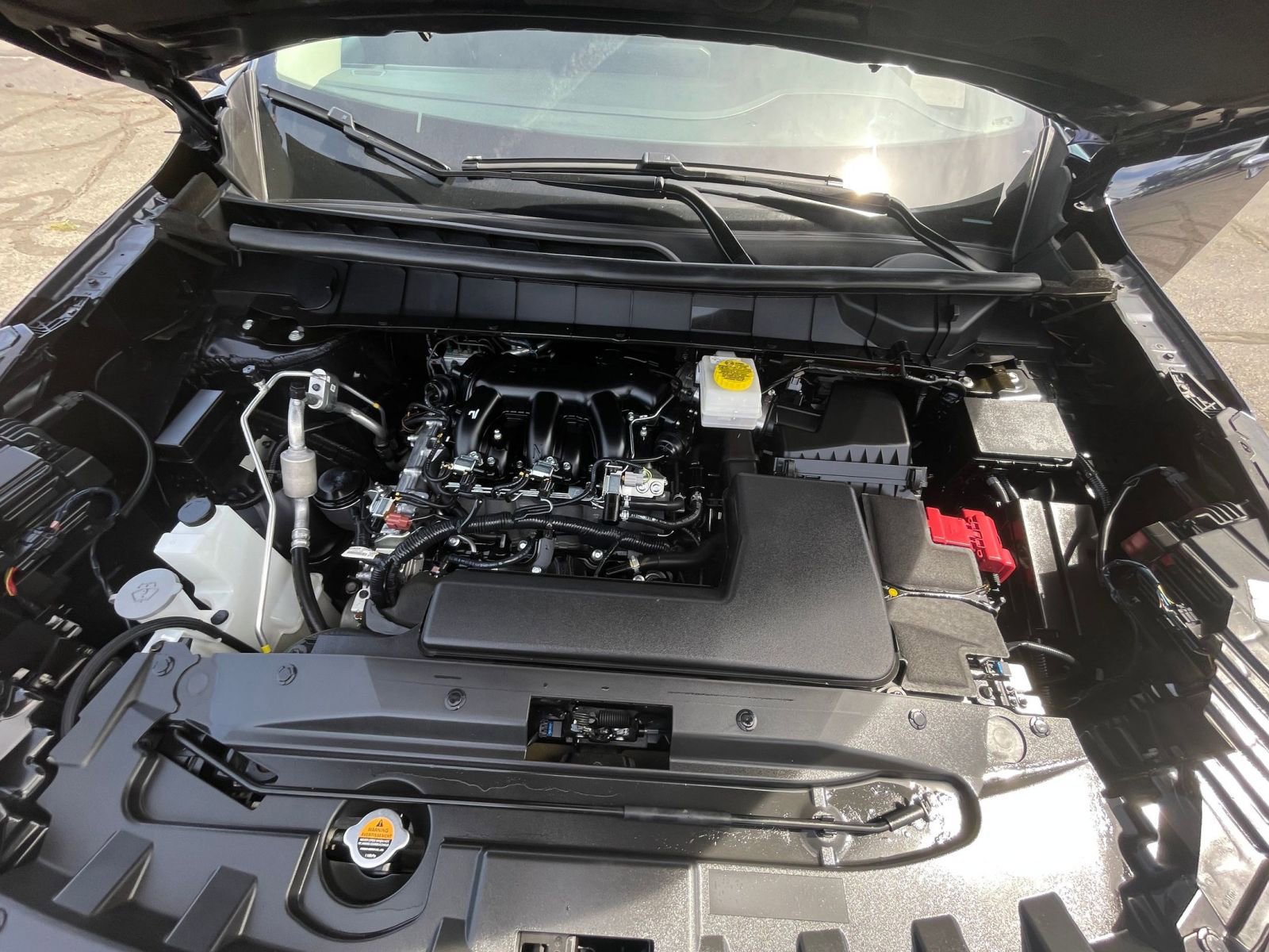Used 2025 Nissan Pathfinder SV AWD/4WD image 35