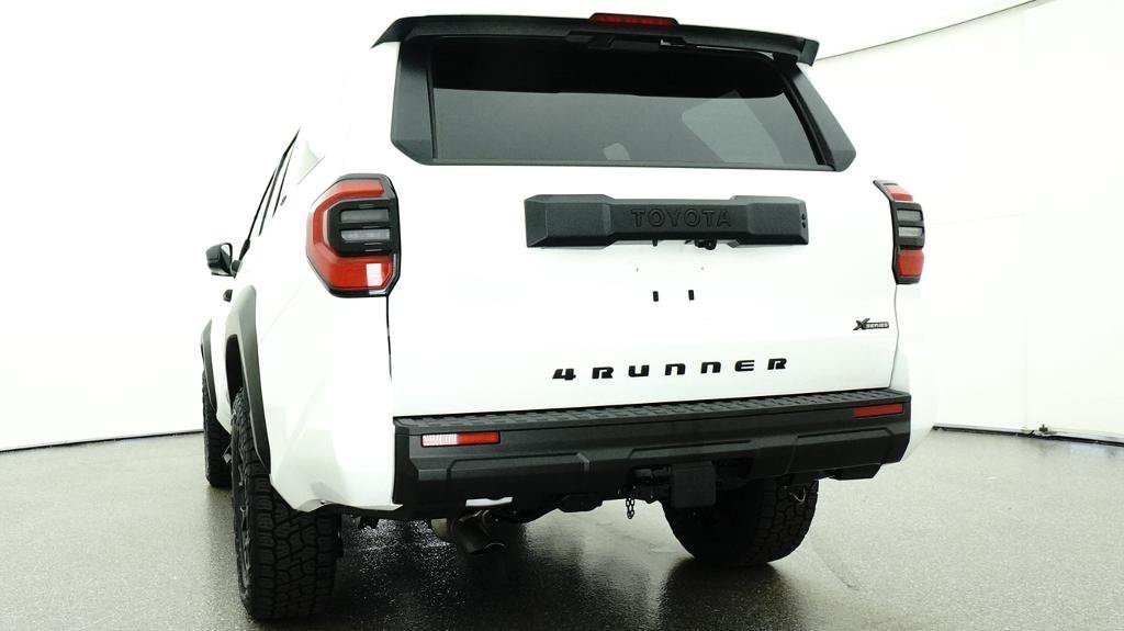 New 2026 Toyota 4Runner SR5 AWD/4WD image 25