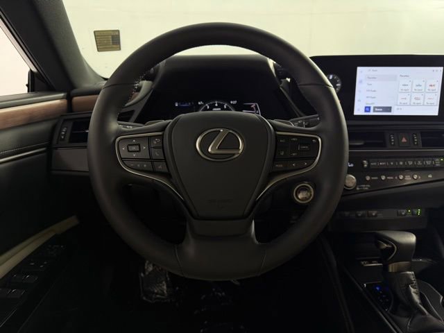 Used 2024 Lexus ES 350 w/ Premium Package image 20
