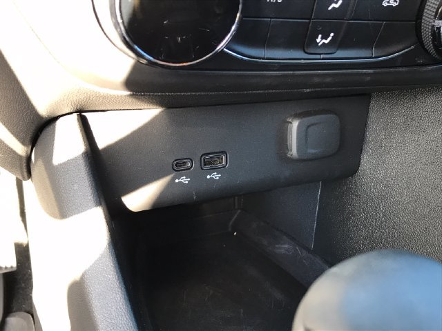 Used 2025 Buick Encore GX Preferred FWD image 34
