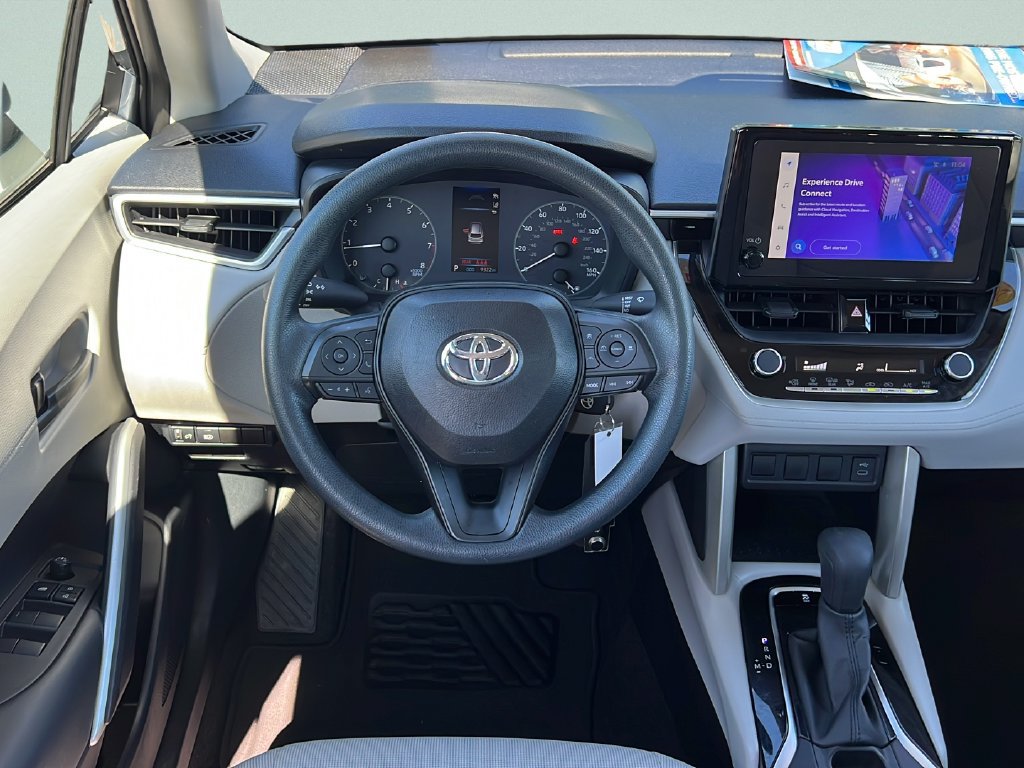 Used 2024 Toyota Corolla Cross L FWD image 12