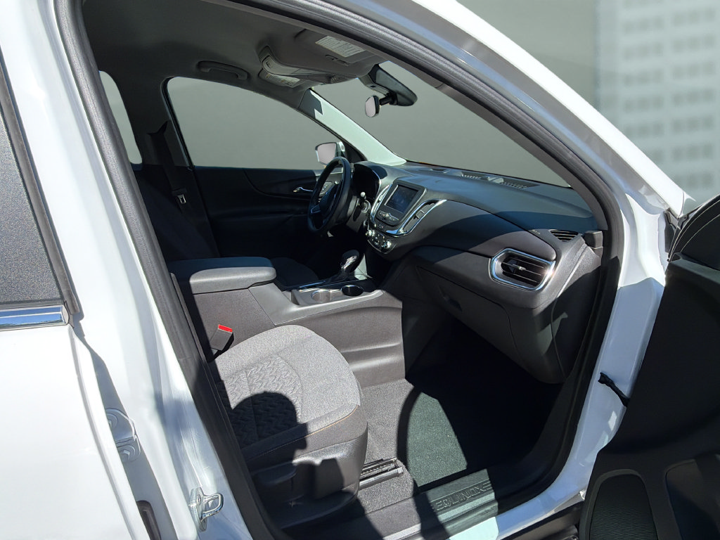 Used 2023 Chevrolet Equinox LT FWD image 17