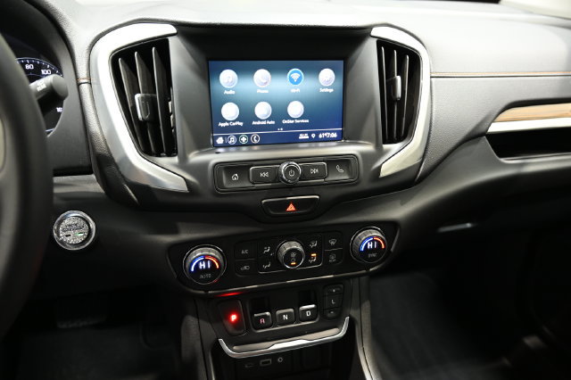 Used 2021 GMC Terrain SLE w/ Driver Convenience Package FWD image 14