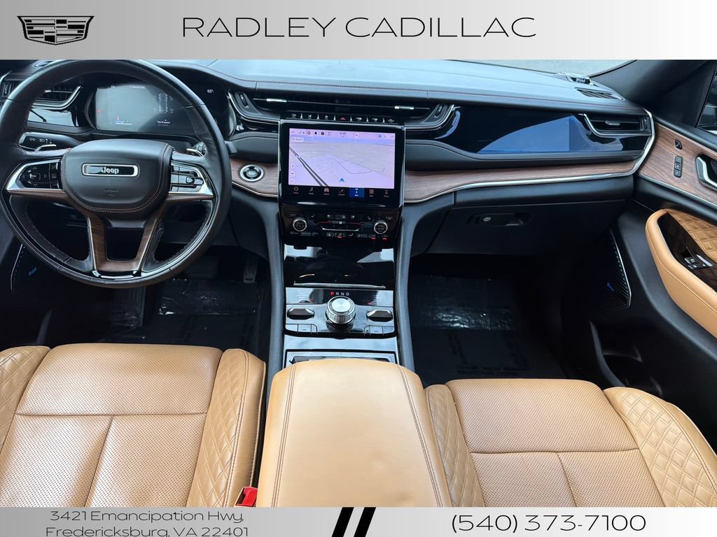 Used 2023 Jeep Grand Cherokee Summit w/ Adv Protech Group IV AWD/4WD image 12