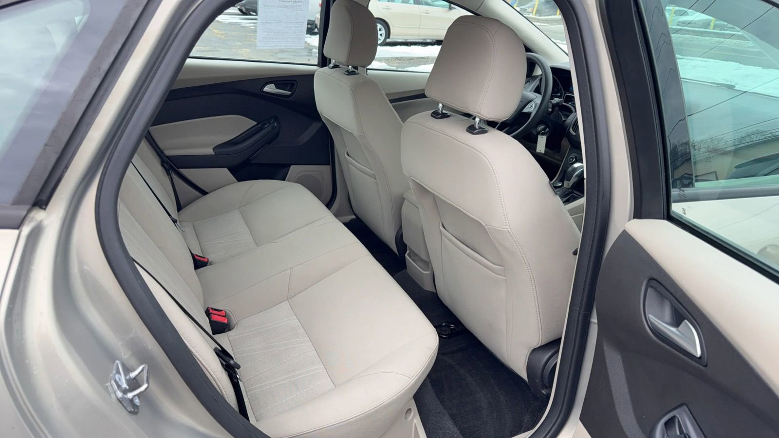 Used 2016 Ford Focus SE image 14