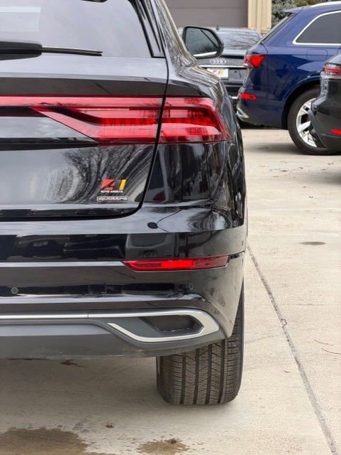 Used 2019 Audi Q8 Premium Plus image 14