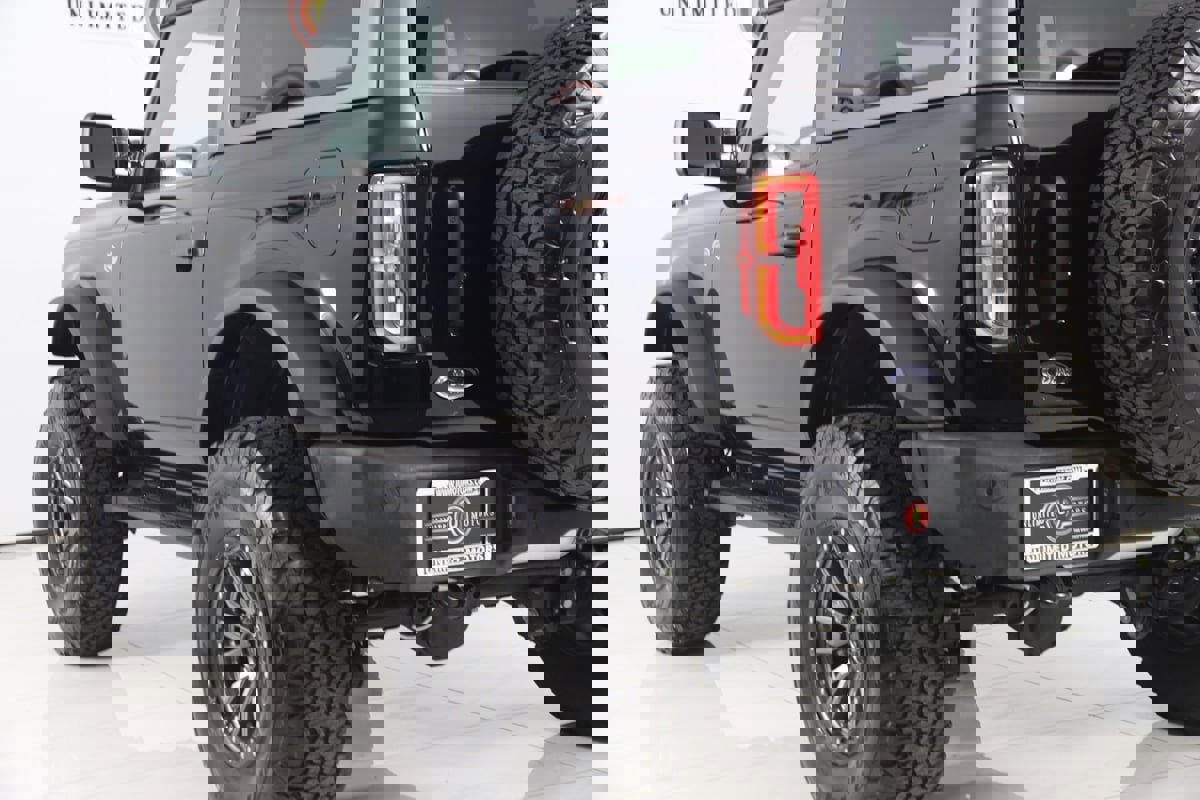 Used 2023 Ford Bronco Wildtrak image 25