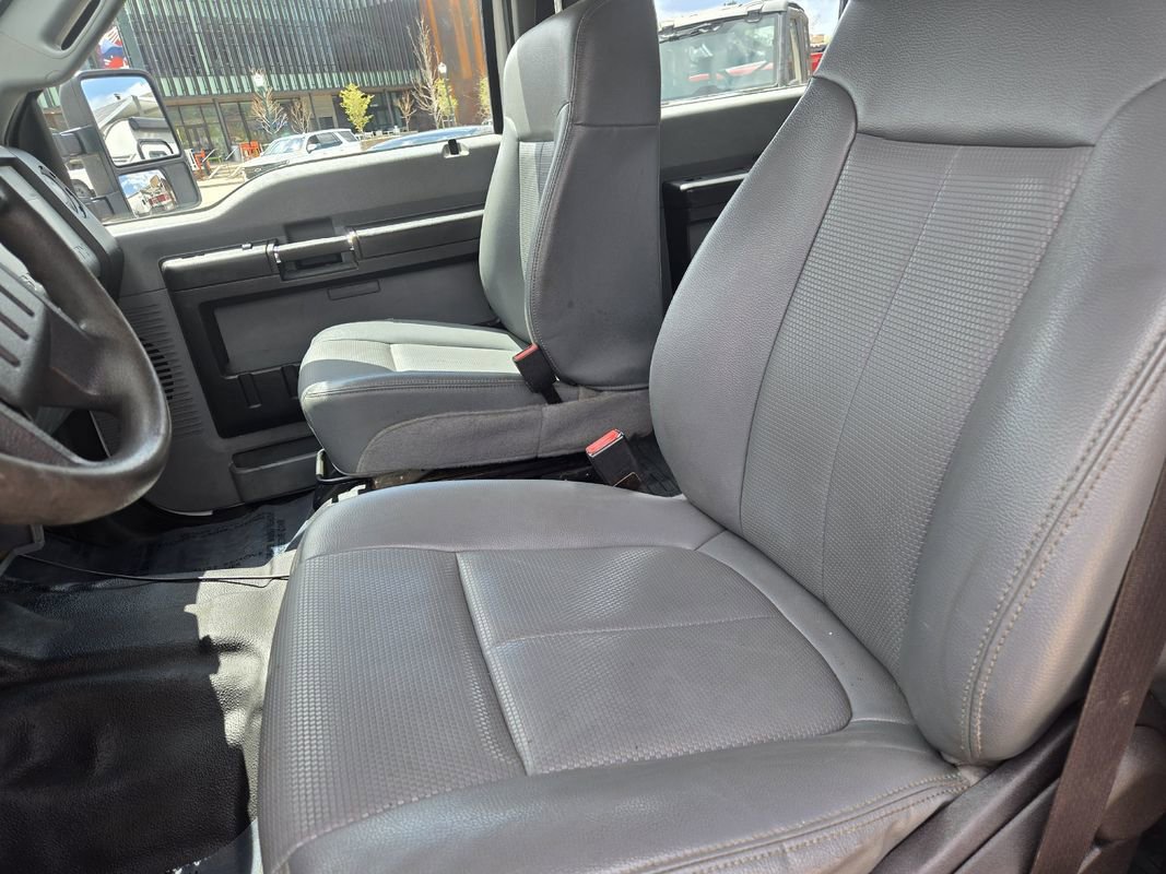 Used 2015 Ford F250 XL w/ Power Equipment Group AWD/4WD image 16