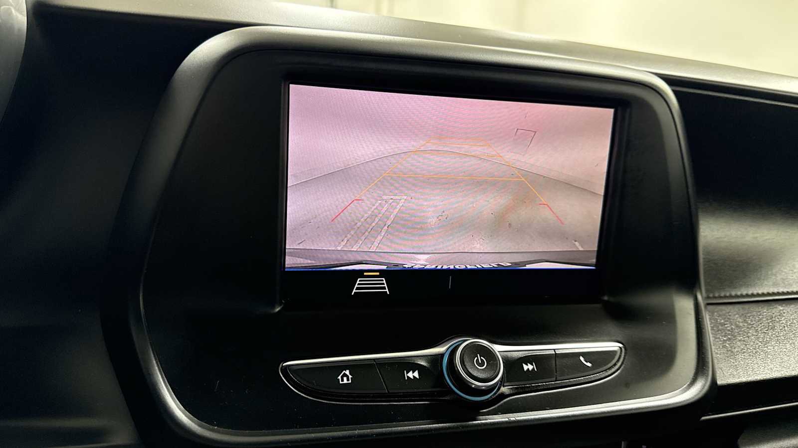 Used 2020 Chevrolet Camaro LT image 19