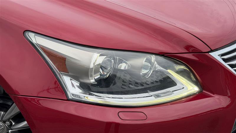 Used 2013 Lexus LS 460 AWD w/ Comfort Pkg image 10