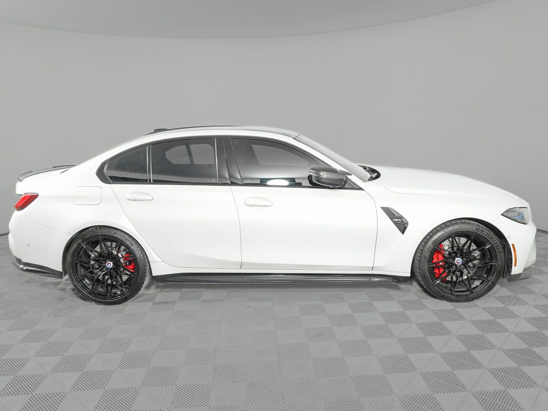 Used 2023 BMW M3 Base w/ M Carbon Exterior Package image 4