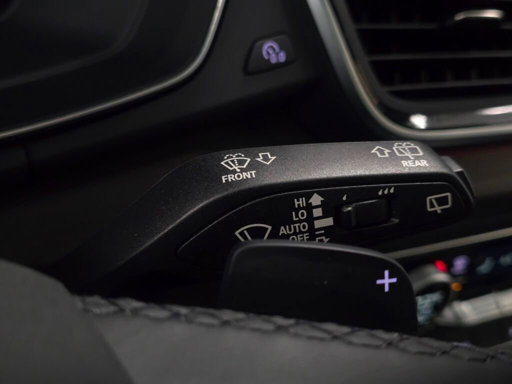 Certified 2025 Audi Q5 2.0T Premium Plus image 41