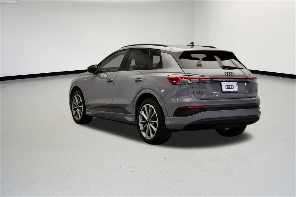 New 2026 Audi Q4 e-tron Premium image 3
