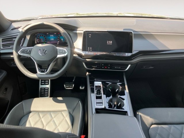 New 2025 Volkswagen Atlas Cross Sport SEL Premium R-Line image 10