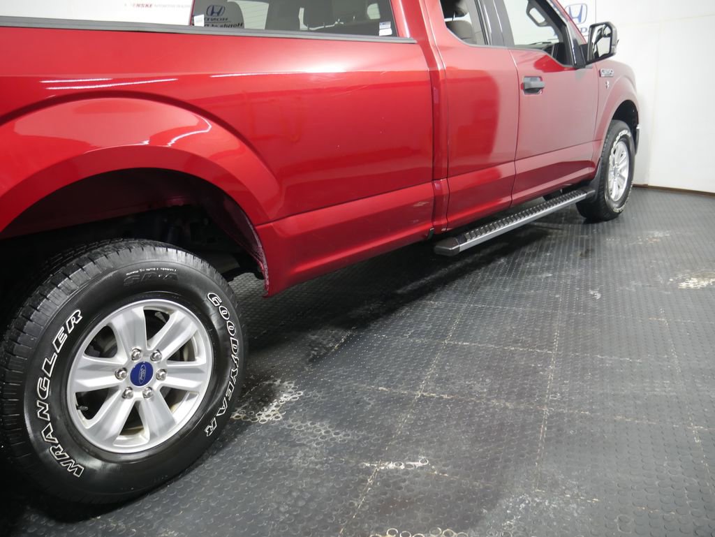 Used 2018 Ford F150 XLT w/ Equipment Group 301A Mid image 3