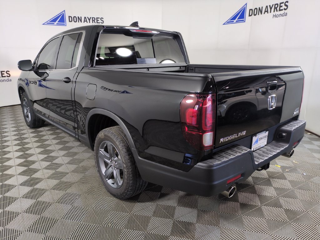 Certified 2023 Honda Ridgeline RTL image 4