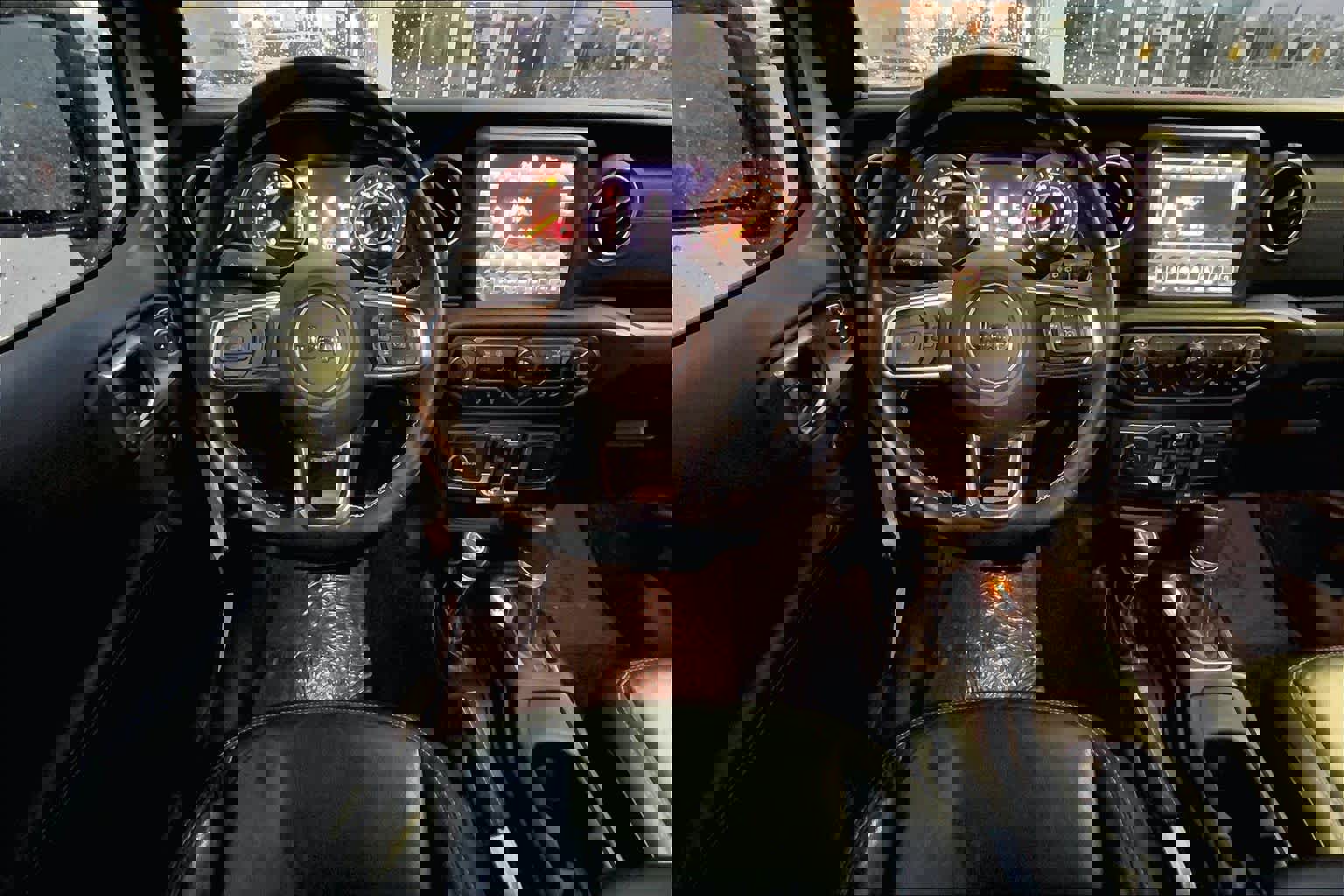 Used 2019 Jeep Wrangler Unlimited Sahara image 5