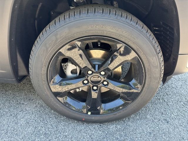 New 2026 Jeep Grand Cherokee Limited AWD/4WD image 11