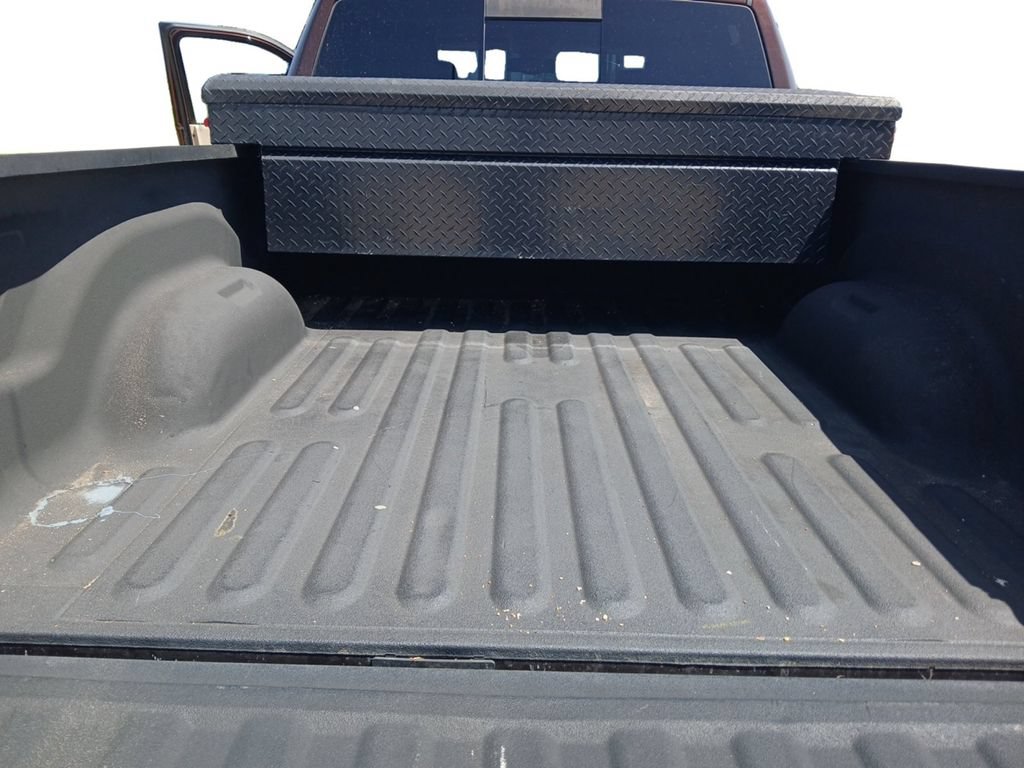 Used 2015 RAM 2500 Laramie w/ Convenience Group AWD/4WD image 11