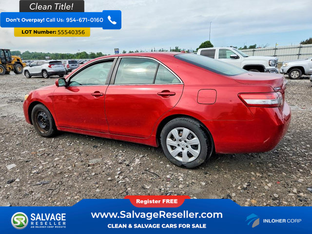 Used 2011 Toyota Camry LE FWD image 3