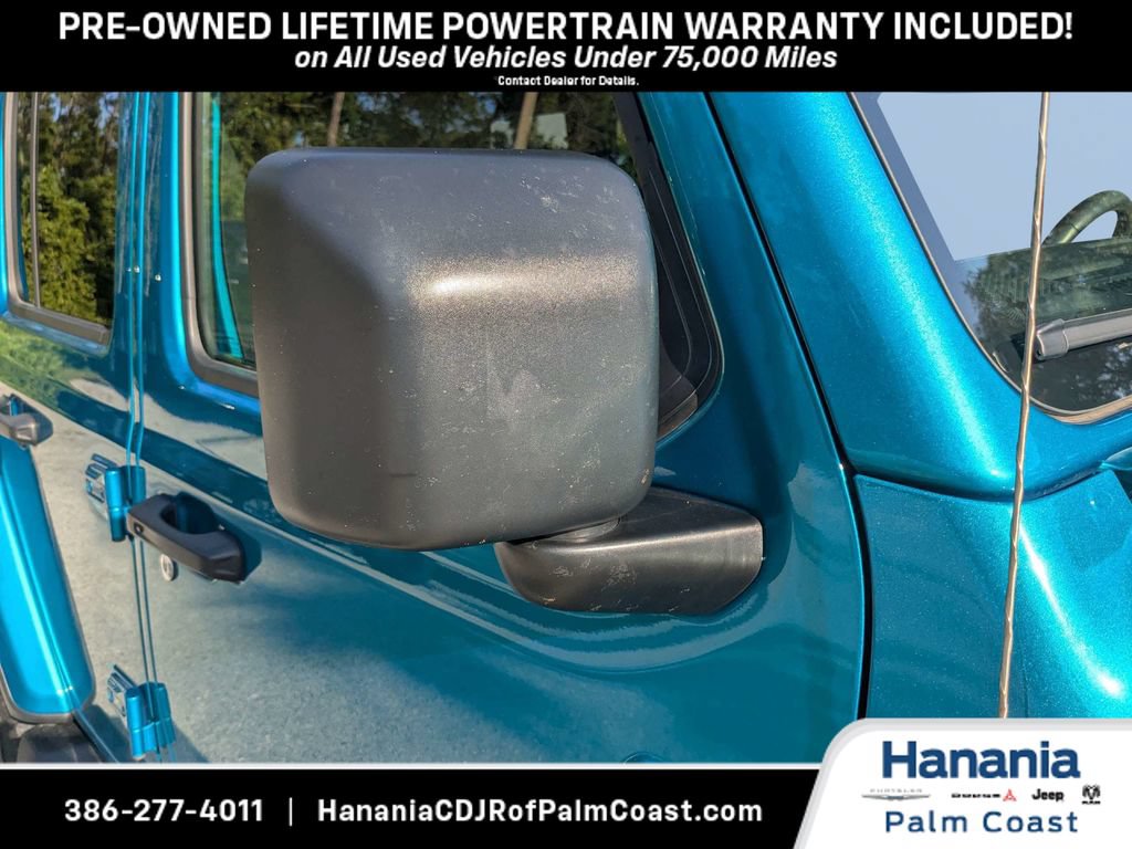 Used 2020 Jeep Wrangler Unlimited Sahara w/ Dual Top Group AWD/4WD image 11