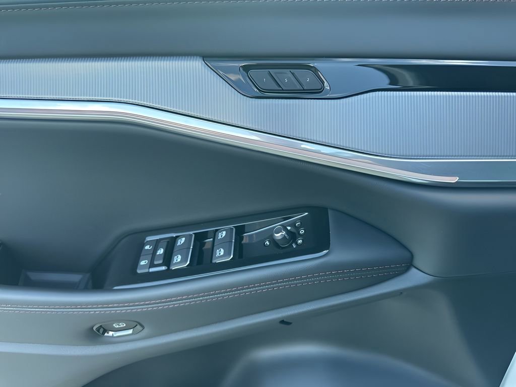 Used 2024 Jeep Wagoneer Launch Edition image 29