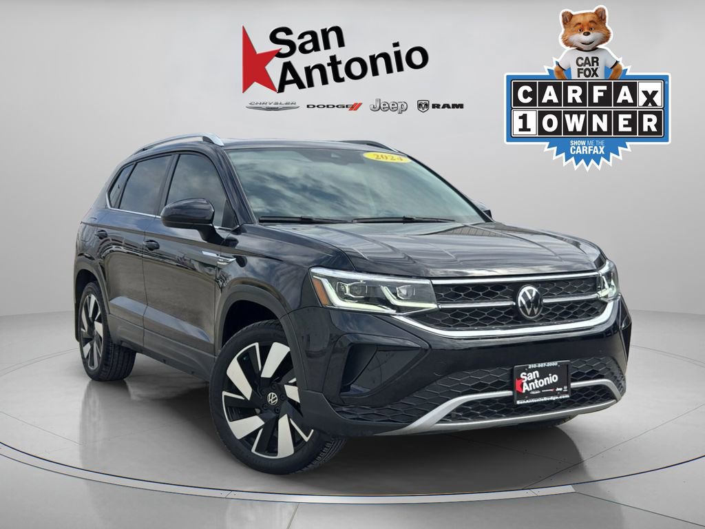 Used 2024 Volkswagen Taos SEL image 1