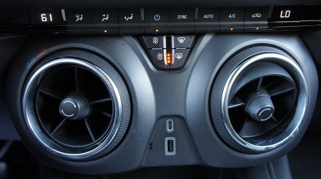 Used 2019 Chevrolet Blazer LT image 28