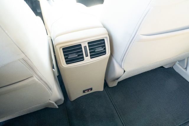 Used 2020 Nissan Rogue SV FWD image 35