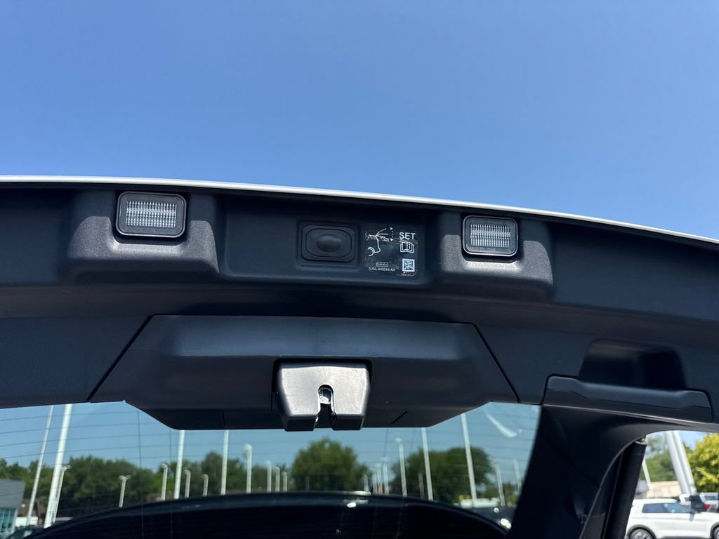 Used 2025 Ford Mustang Mach-E Premium AWD/4WD image 14