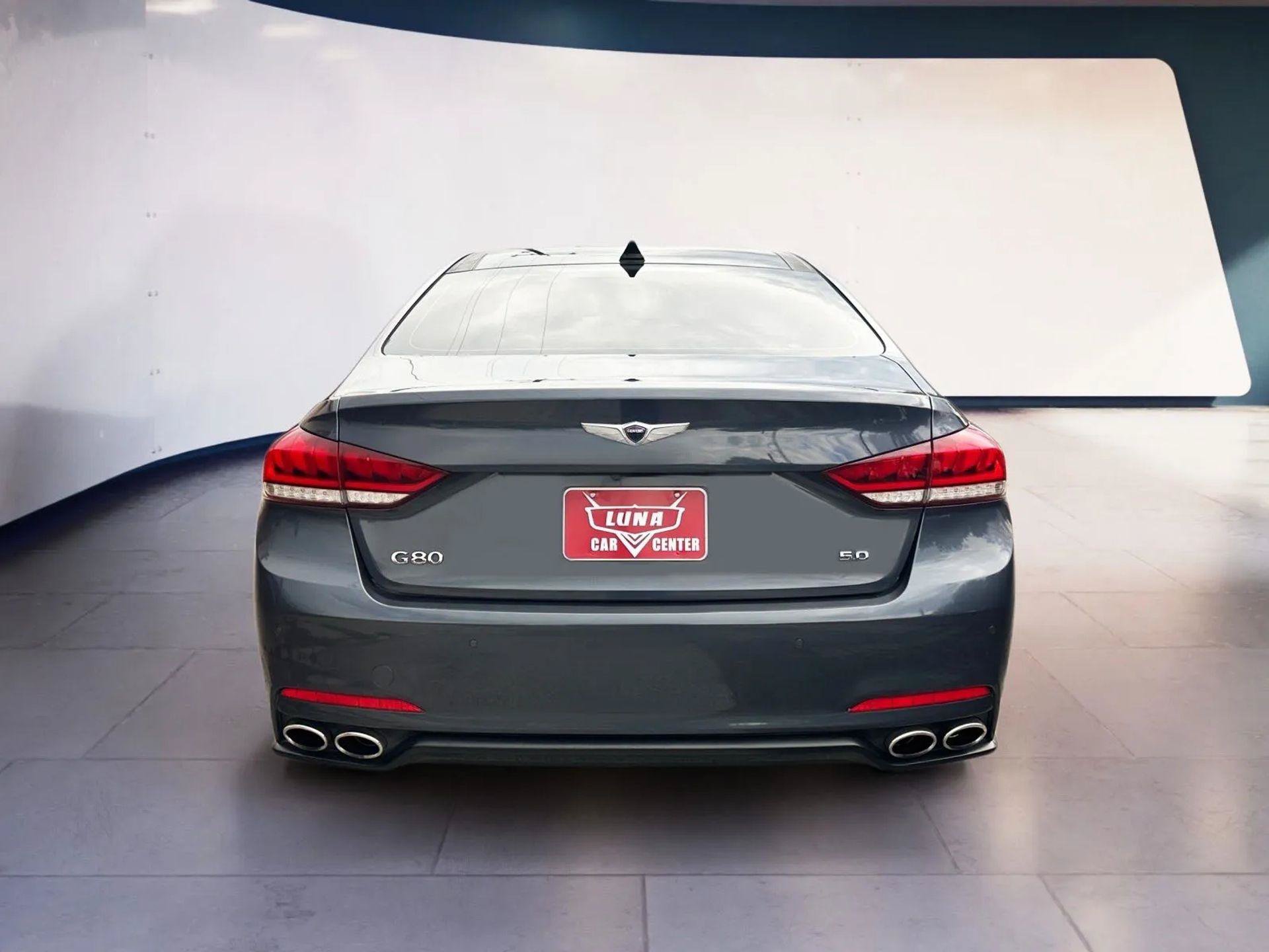 Used 2017 Genesis G80 5.0 Ultimate RWD image 4