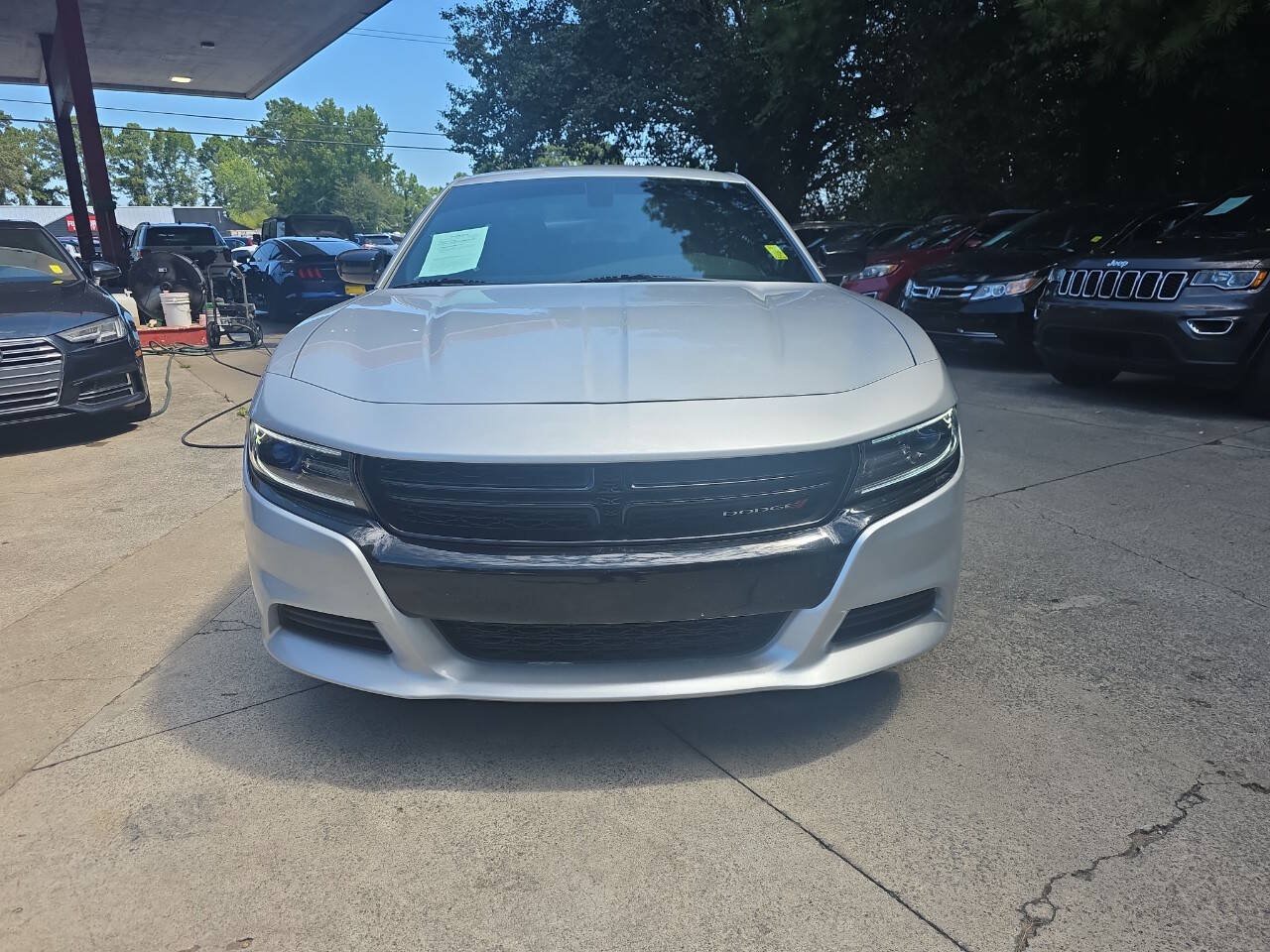 Used 2021 Dodge Charger SXT w/ Blacktop Package RWD image 4