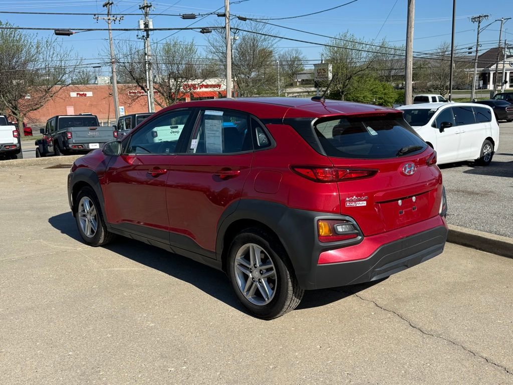Used 2021 Hyundai Kona SE image 8
