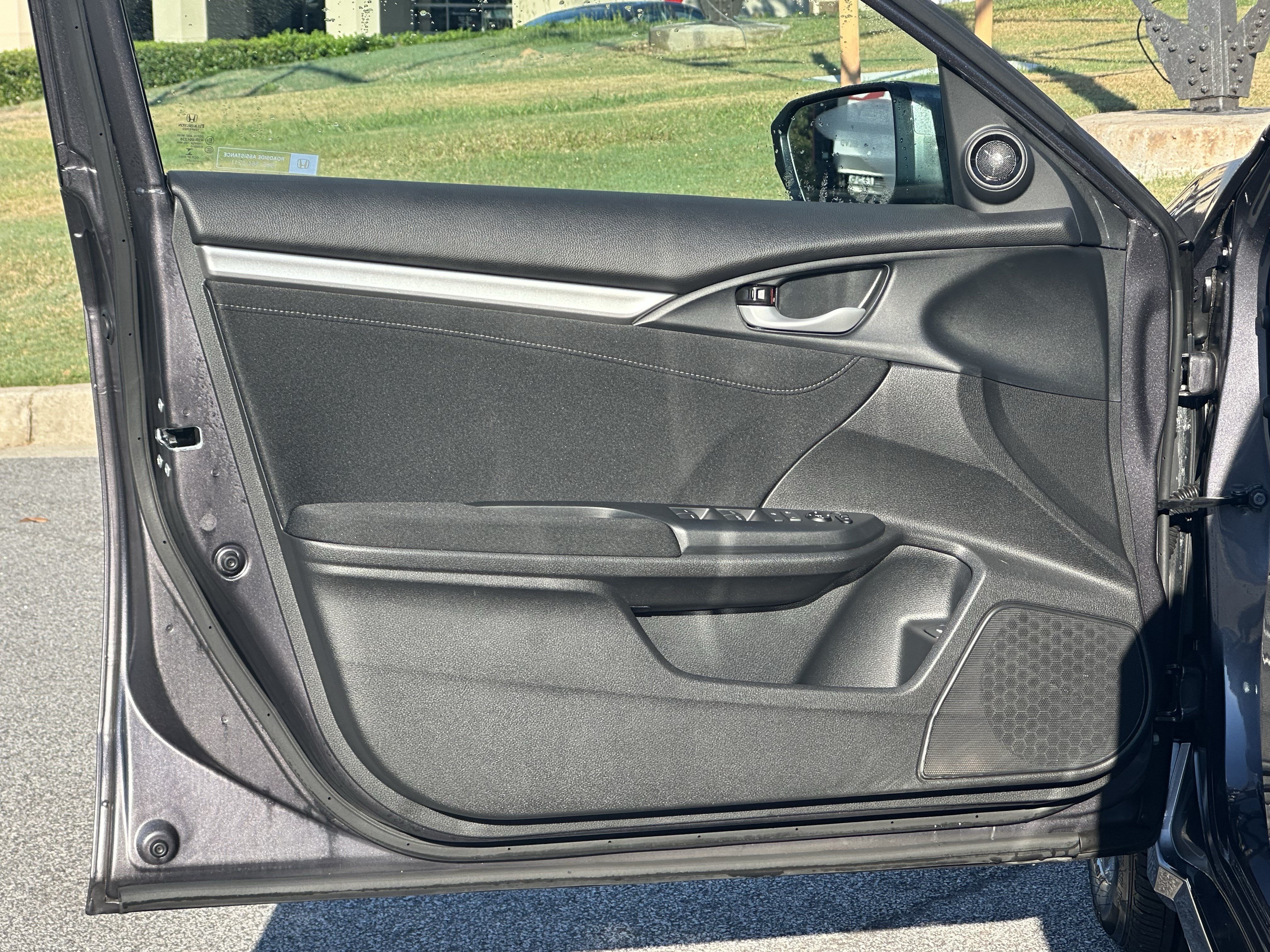 Used 2017 Honda Civic EX image 10